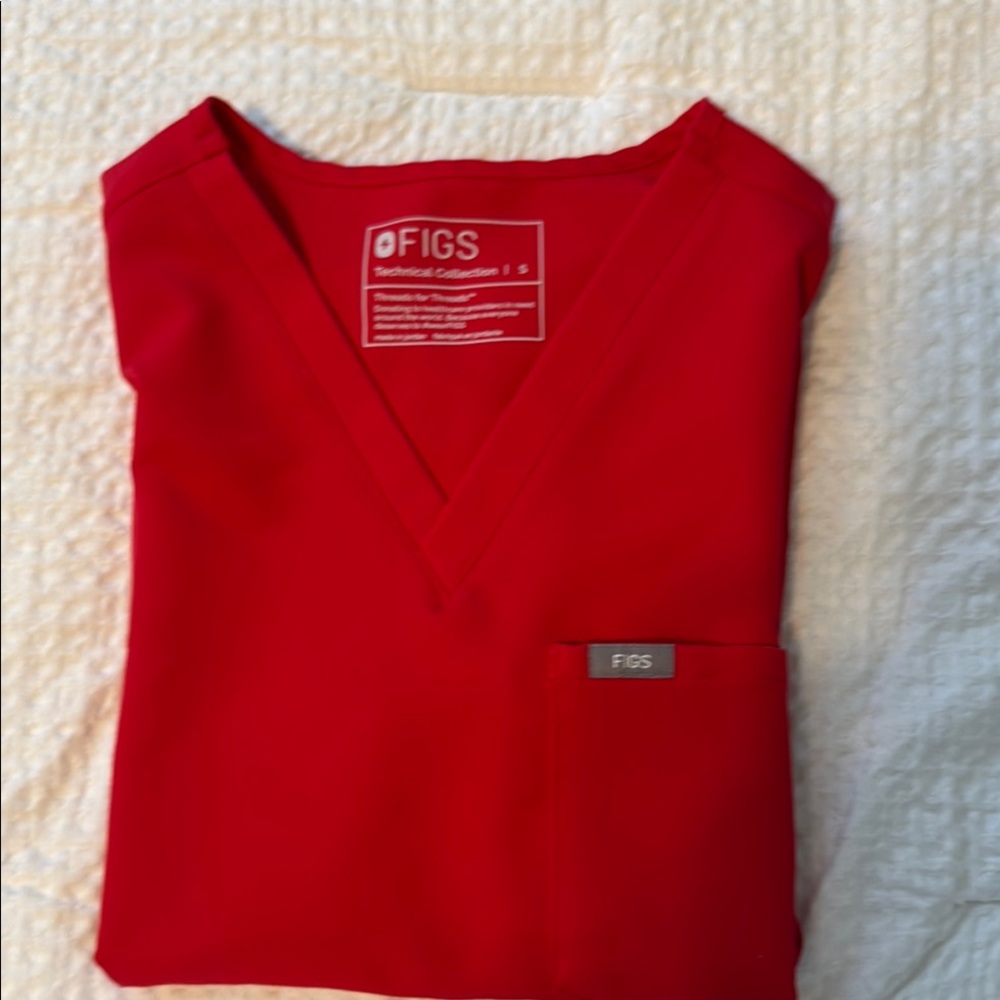 Figs Red Scrub Top
